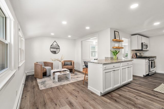 71 Carroll St 71, Watertown, MA 02472