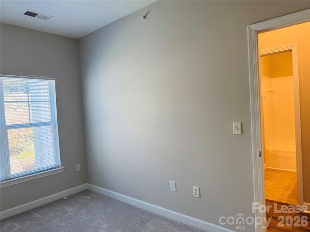 9823 Hyde Glen Court, Charlotte, NC 28262