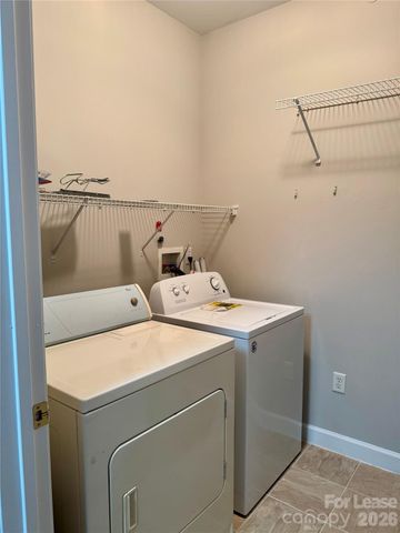 9823 Hyde Glen Court, Charlotte, NC 28262