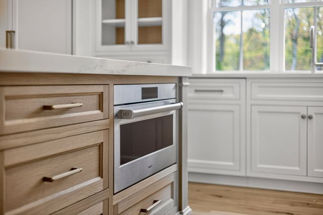 132 Great Western Rd, Harwich, MA 02645