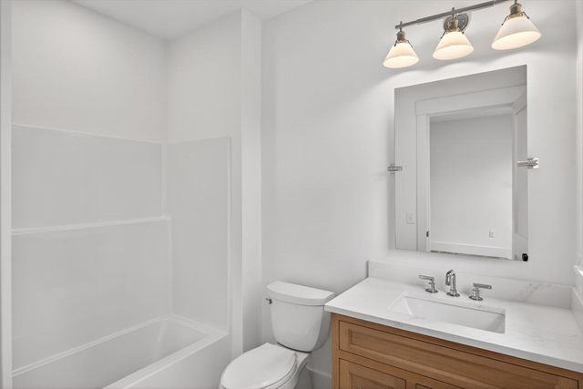 132 Great Western Rd, Harwich, MA 02645