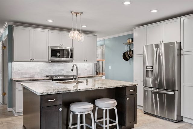 116 Himalaya Dr, Monroeville, PA 15146