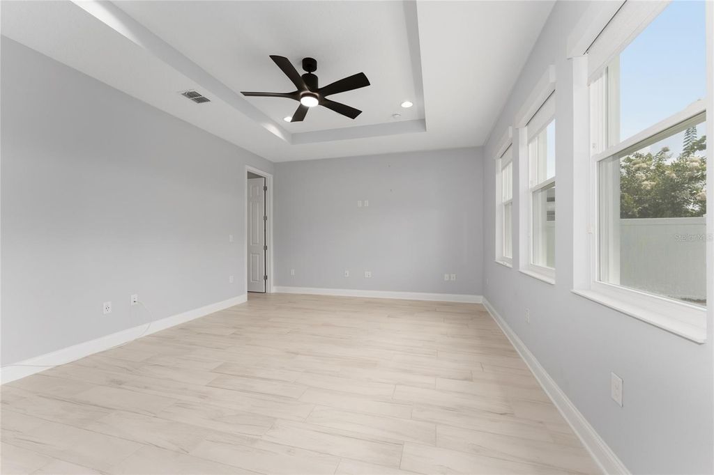 Image 28 of property listing at 3094 SOMERSET PARK DRIVE, Orlando, FL 32824