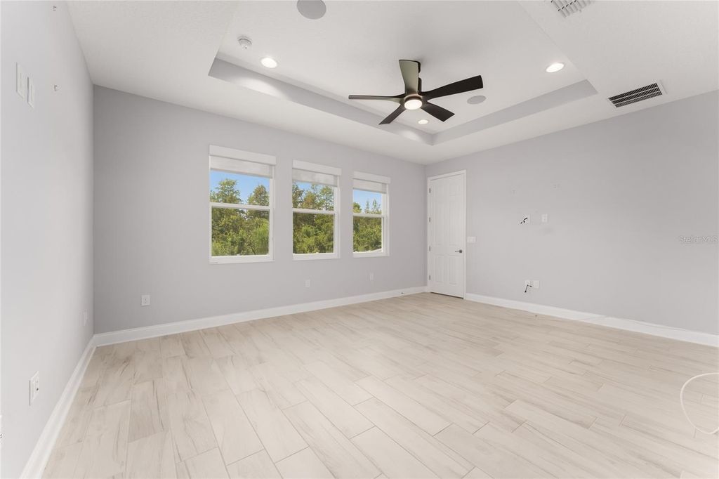 Image 29 of property listing at 3094 SOMERSET PARK DRIVE, Orlando, FL 32824