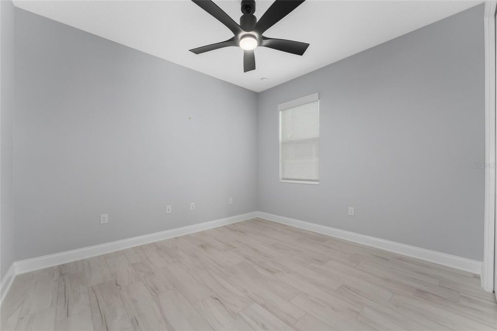 Image 35 of property listing at 3094 SOMERSET PARK DRIVE, Orlando, FL 32824