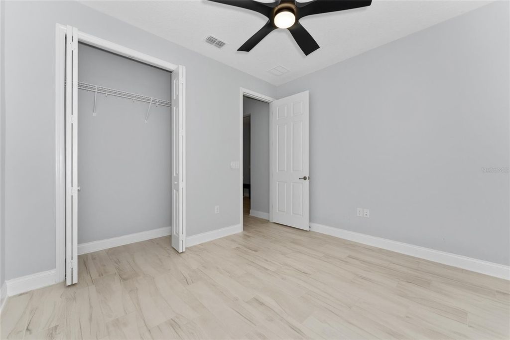 Image 36 of property listing at 3094 SOMERSET PARK DRIVE, Orlando, FL 32824