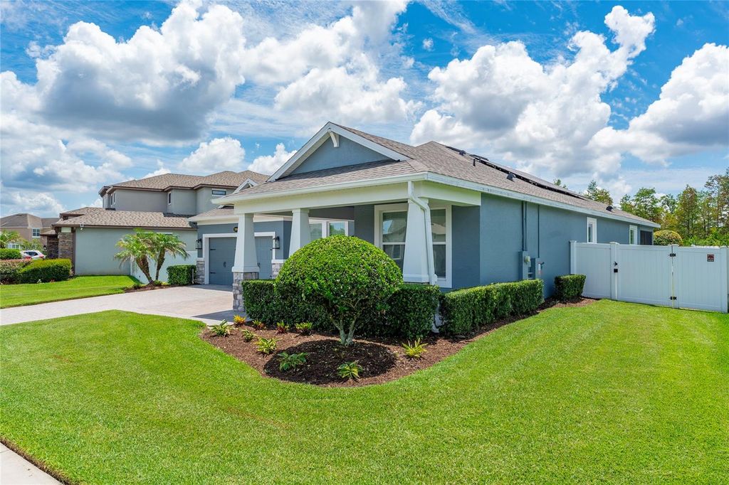 Image 6 of property listing at 3094 SOMERSET PARK DRIVE, Orlando, FL 32824