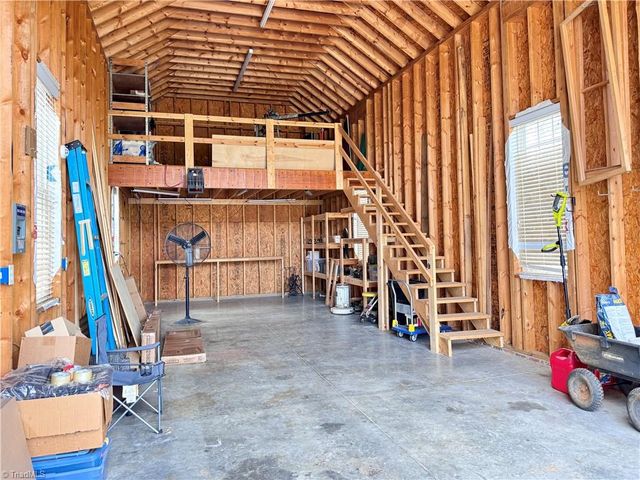 2130 Walnut Crossing Run, Yadkinville, NC 27055