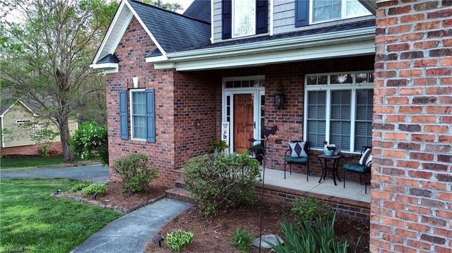 2130 Walnut Crossing Run, Yadkinville, NC 27055