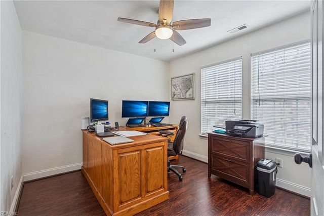 954 Foxboro DR, Newport News, VA 23602