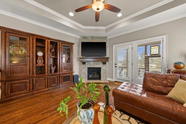 11493 S Waterford Drive, Olathe, KS 66061