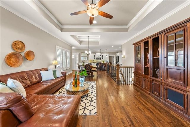 11493 S Waterford Drive, Olathe, KS 66061