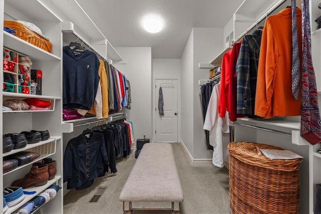 11493 S Waterford Drive, Olathe, KS 66061