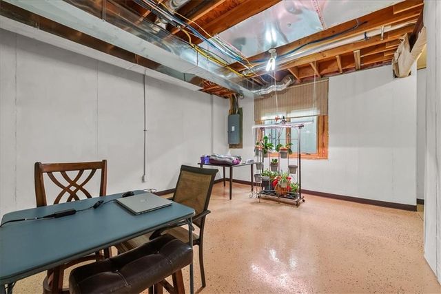 11493 S Waterford Drive, Olathe, KS 66061