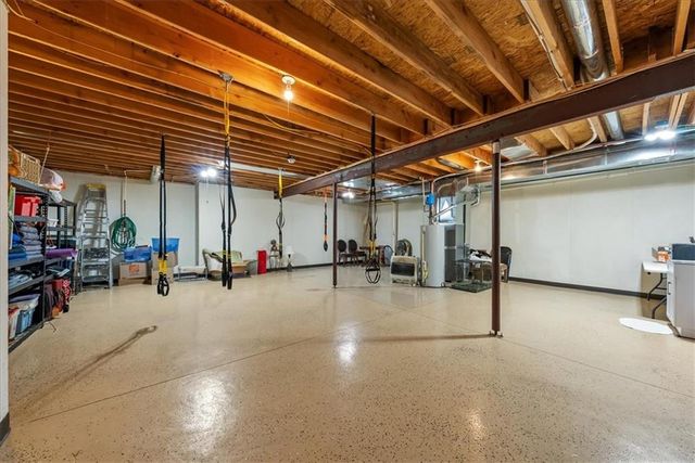 11493 S Waterford Drive, Olathe, KS 66061