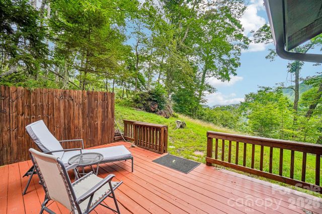 673 Chestnut Lane, Mars Hill, NC 28754