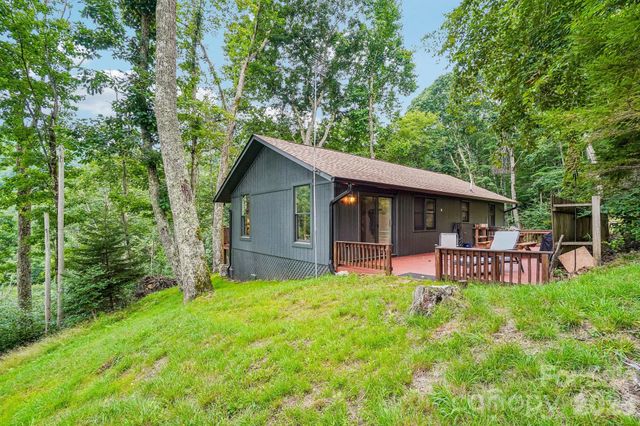 673 Chestnut Lane, Mars Hill, NC 28754