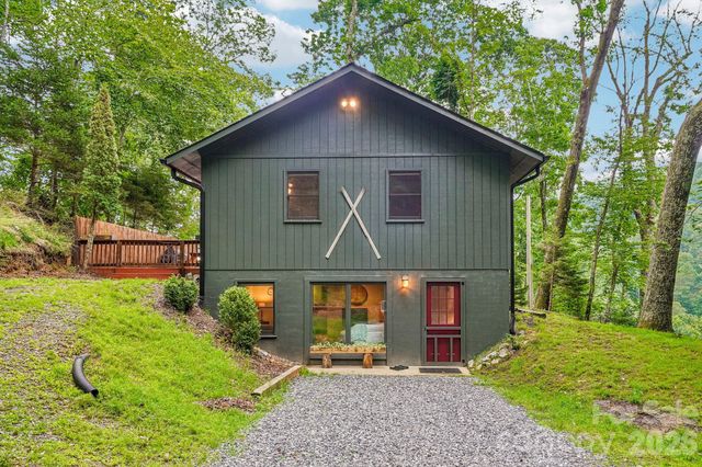 673 Chestnut Lane, Mars Hill, NC 28754