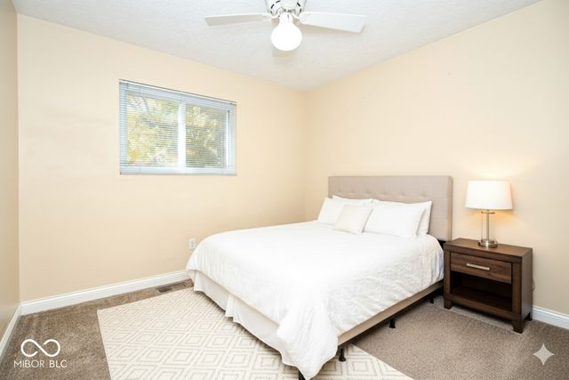 1165 Apple Valley Road, Greenwood, IN 46142