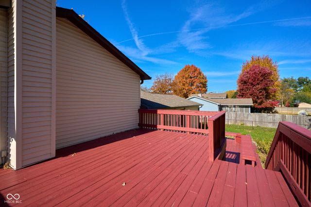 1165 Apple Valley Road, Greenwood, IN 46142