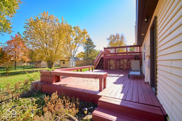 1165 Apple Valley Road, Greenwood, IN 46142