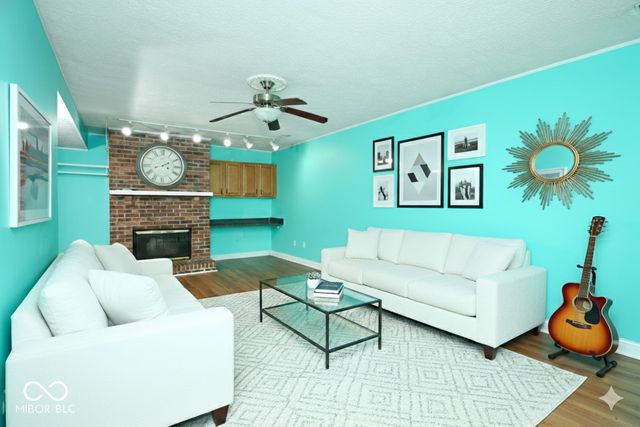 1165 Apple Valley Road, Greenwood, IN 46142