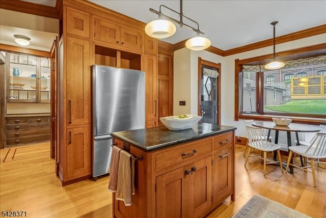 7 Prospect Ter, Montclair Twp., NJ 07042