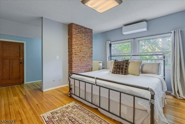 7 Prospect Ter, Montclair Twp., NJ 07042