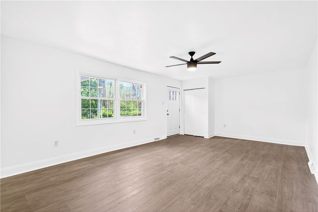 2925 SEBOLT ROAD, South Park, PA 15129