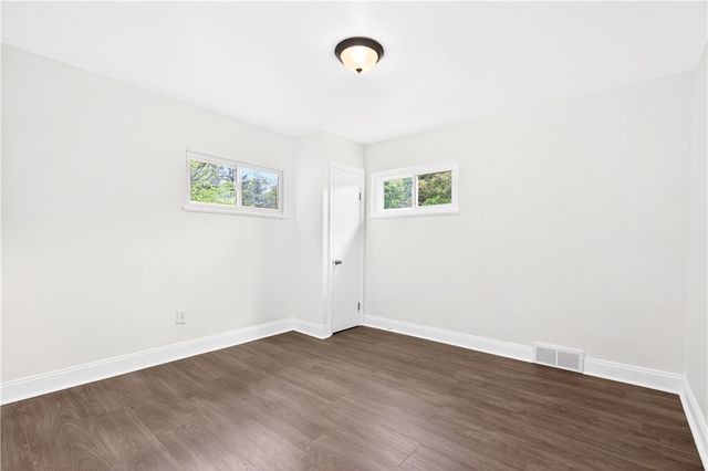 2925 SEBOLT ROAD, South Park, PA 15129