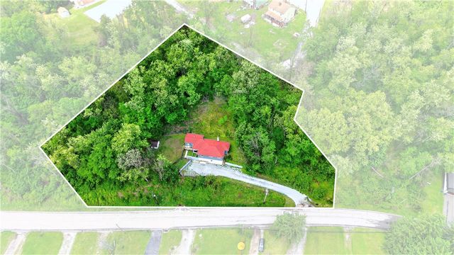 2925 SEBOLT ROAD, South Park, PA 15129