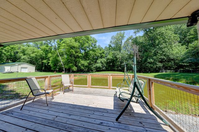 1030 Hillshire Dr, Clarksville, TN 37043
