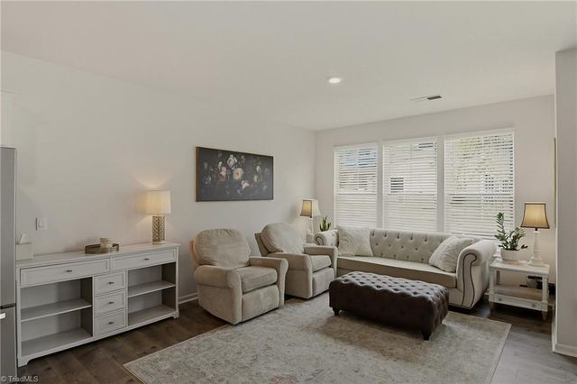 1248 Evelynnview Lane, Kernersville, NC 27284