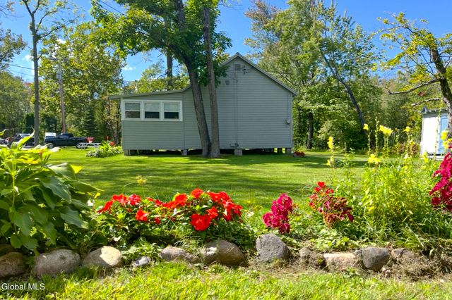 10 Dunning Road, Ballston Spa, NY 12020