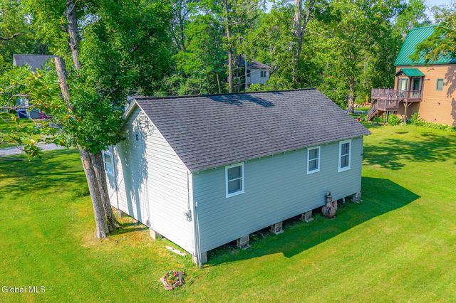 10 Dunning Road, Ballston Spa, NY 12020