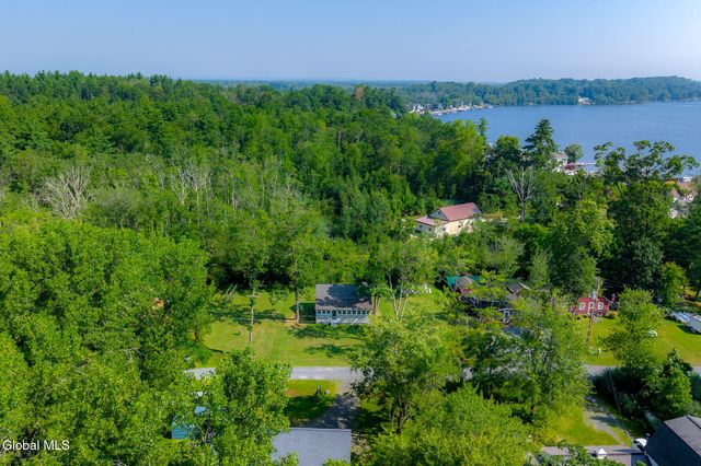 10 Dunning Road, Ballston Spa, NY 12020