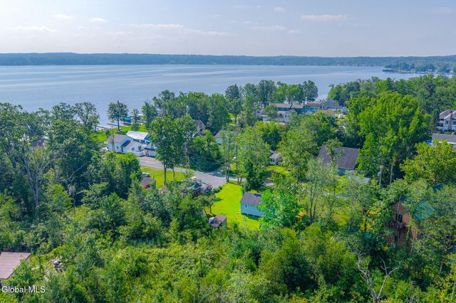 10 Dunning Road, Ballston Spa, NY 12020