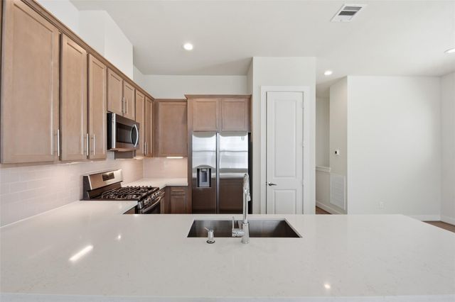 1106 Yellow Place, Houston, TX 77055