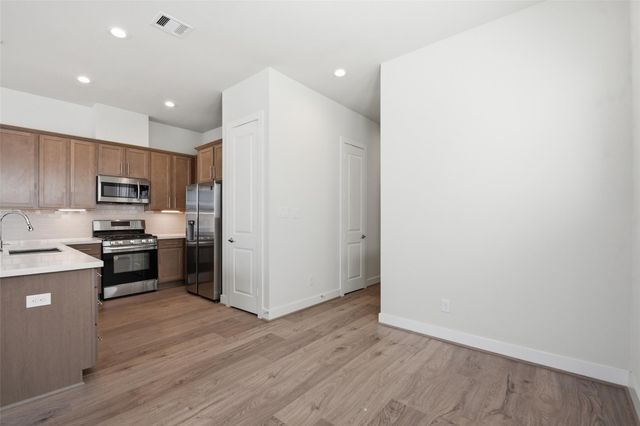 1106 Yellow Place, Houston, TX 77055