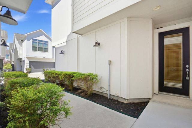 1106 Yellow Place, Houston, TX 77055