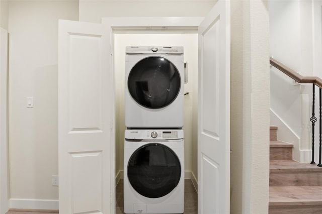 1106 Yellow Place, Houston, TX 77055