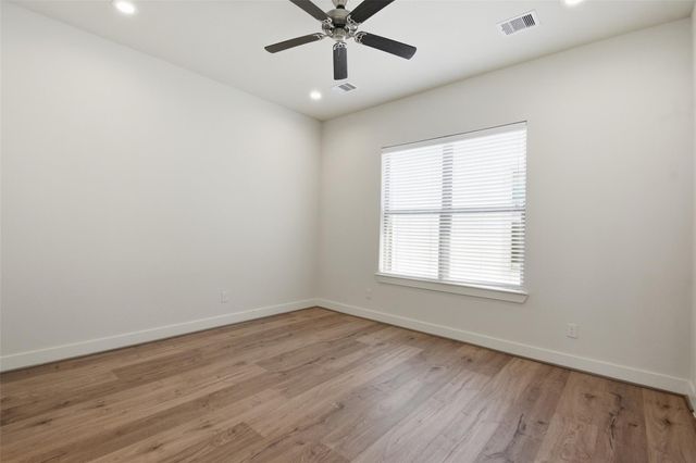 1106 Yellow Place, Houston, TX 77055