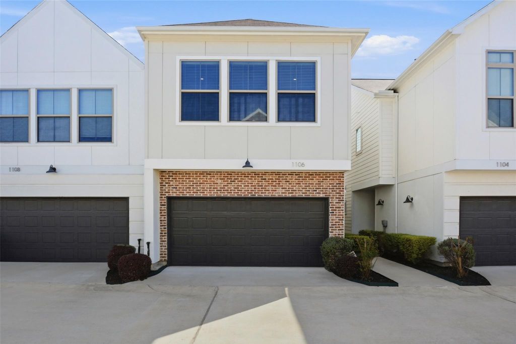 1106 Yellow Place, Houston, TX 77055