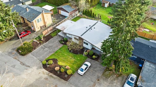 691 Pearl Place, Bremerton, WA 98310