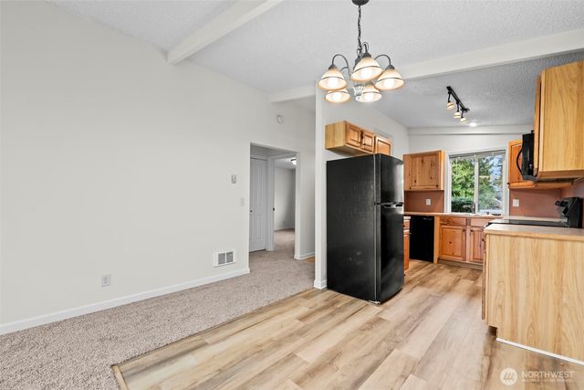 691 Pearl Place, Bremerton, WA 98310