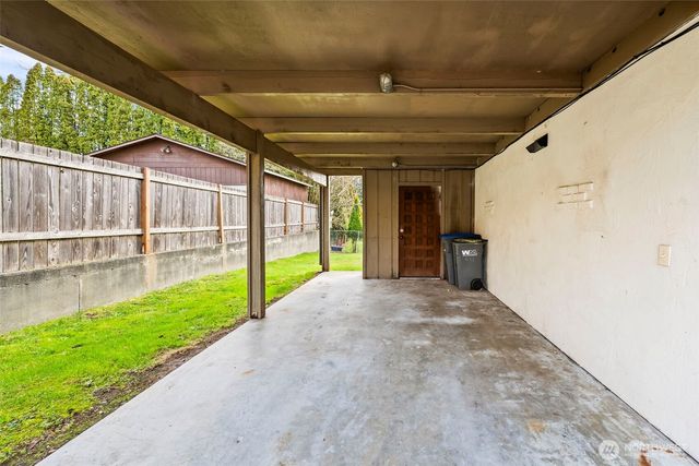 691 Pearl Place, Bremerton, WA 98310