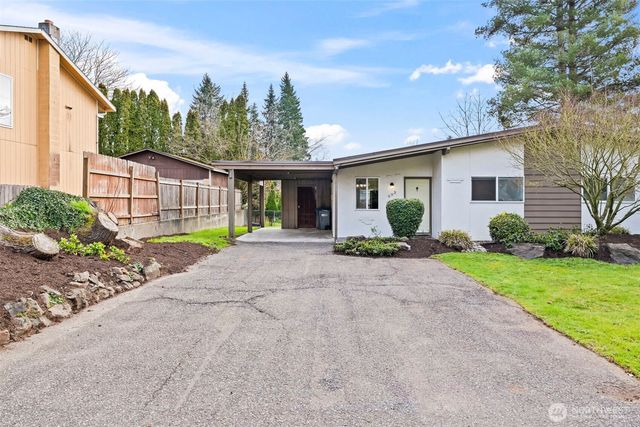 691 Pearl Place, Bremerton, WA 98310