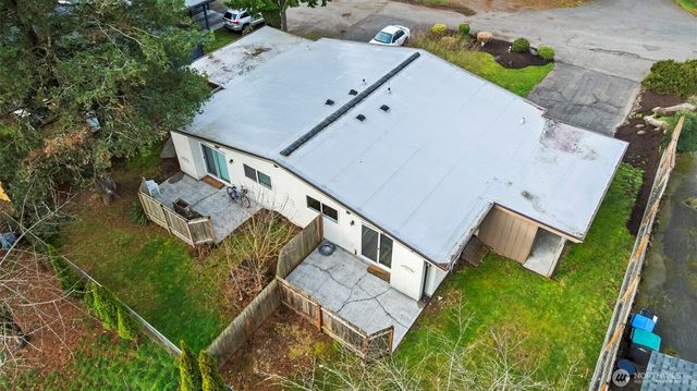 691 Pearl Place, Bremerton, WA 98310