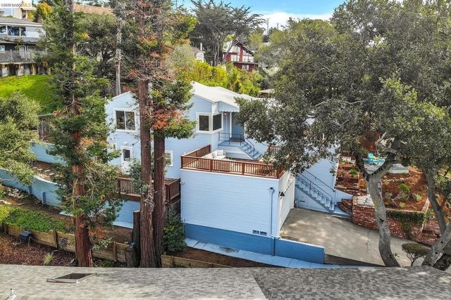 24 Cabrillo Pl, Oakland, CA 94611