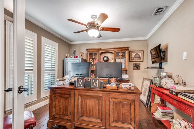 3946 Candlenut Lane, Dallas, TX 75244